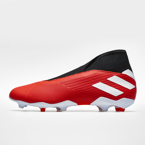 mens laceless football boots
